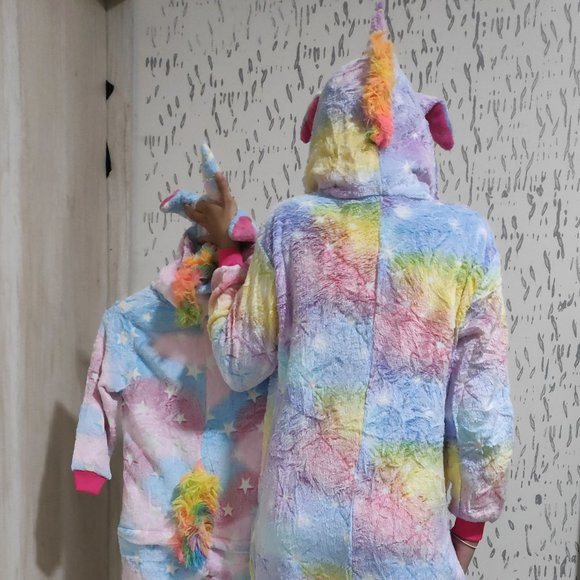 NEW GLOW IN THE DARK unicorn for adult and kids pajama kigurumi onesie - Picture 4 of 4